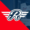 royaltrailersales.com